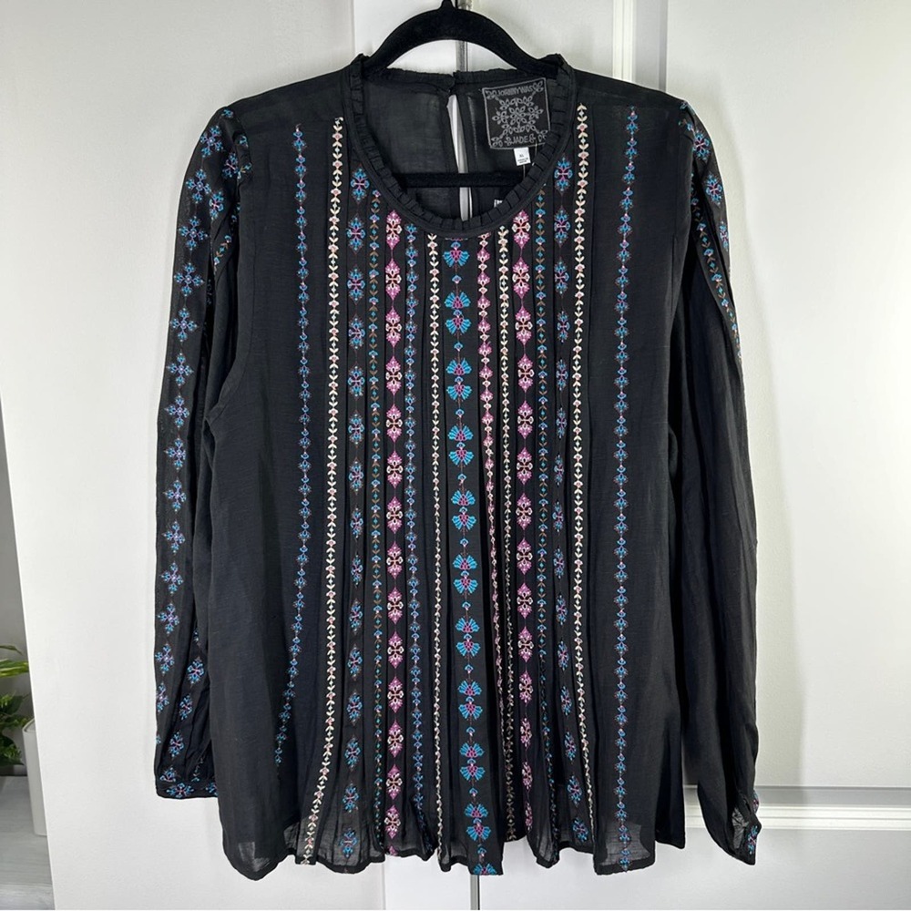 New Johnny Was Size XL Calico Blouse Top Linen Blend $318 NWT Black Embroidered